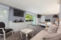 Canberra Rex Hotel