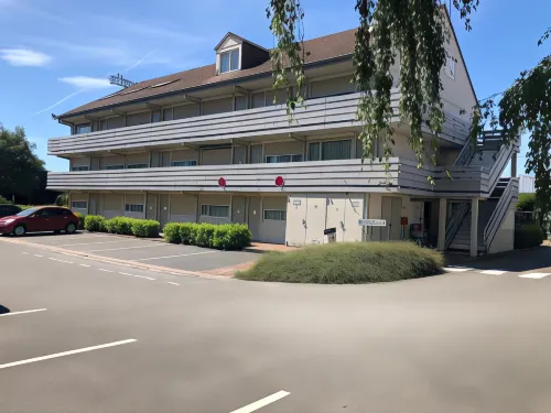 Campanile Montargis - Amilly