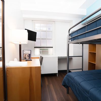 Deluxe Bunk Room