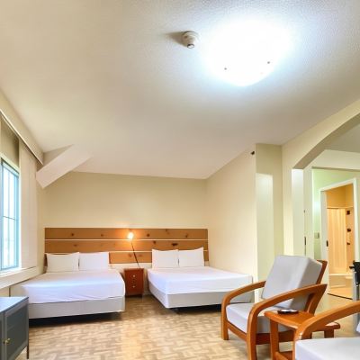 Hibiscus Studio Garden Villa Hotel Promo Code