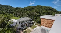 Bernardo's Lantia Hotel