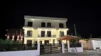 LiEl Holiday Ξενοδοχεία στην πόλη 