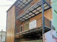 格拉哈阿斯里伊斯蘭法 瓦魯住宿飯店