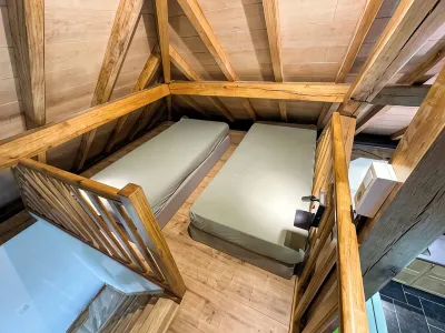 Forest cottage on quiet estate. Close to Pairi Daiza Shape Google Jurbise - Mons  otelleri