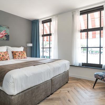 Basic Triple Room Hof van Holland Promo Code
