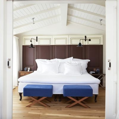 Superior Suite Hotel Cort Promo Code