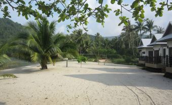 Phangka Paradise Resort