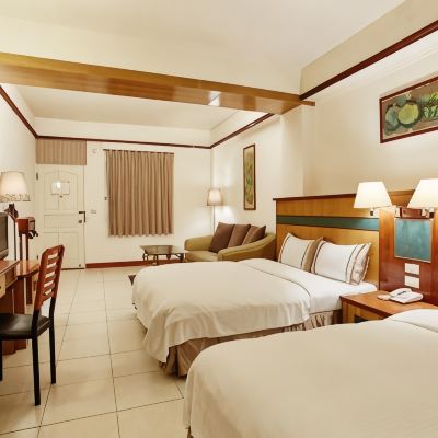 豪華四人房 台東知本泓泉溫泉渡假村優惠