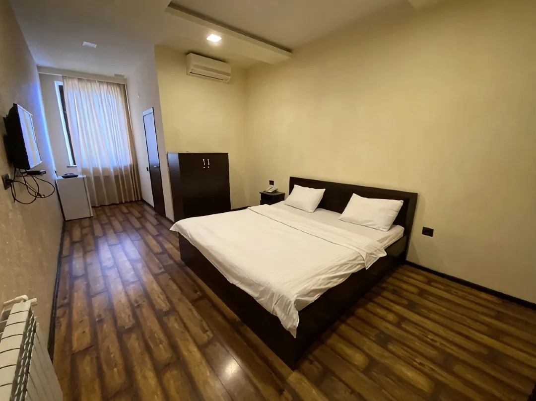 Granada Hotel - Ereván