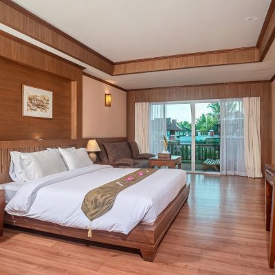 Grand Deluxe Twin Room Aloha Resort Promo Code