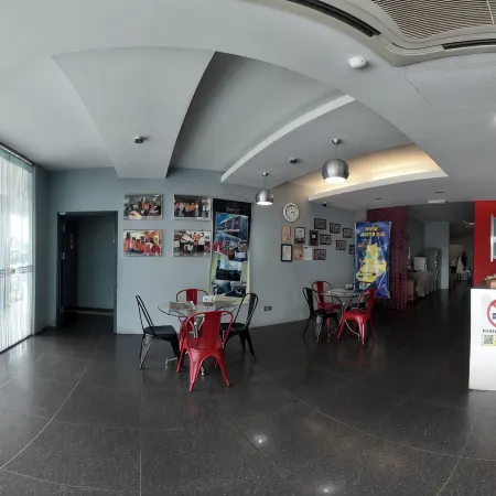 Metro Inn Sdn Bhd Отели в г. Перлис