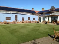 The Lodge at Craigielaw and Golf Courses Hotele w: 