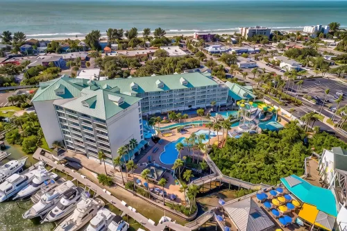 Pier House 60 Clearwater Beach Marina Hotel