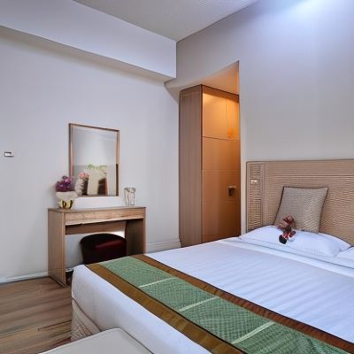 Master Bedroom with Attached Bathroom (Co-living) Kupon One-Stop Residence Hotel