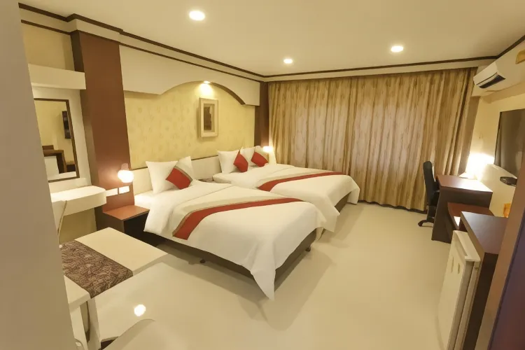 Premier Twin Room, Bathtub