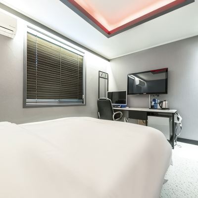 세미 스페셜 룸 A 사파이어 모텔 순천 쿠폰