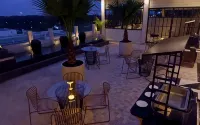 The Grantage Hotel & Sky Lounge