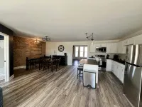 Historic Skylight Studio - 1 Bedroom Apartment