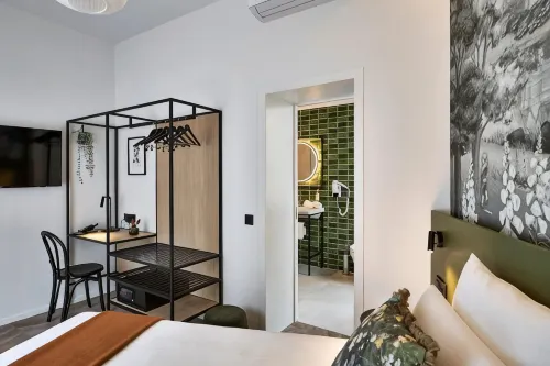 Urban Yard Hotel