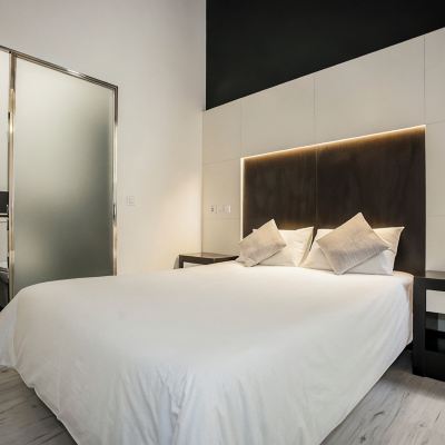 Standard Double Room Alhambra Suites Promo Code