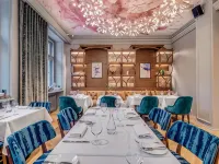 Grand Poet Hotel and Spa by Semarah Hôtels à : Riga