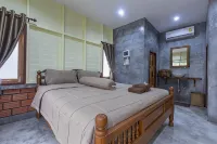 P's Cottage