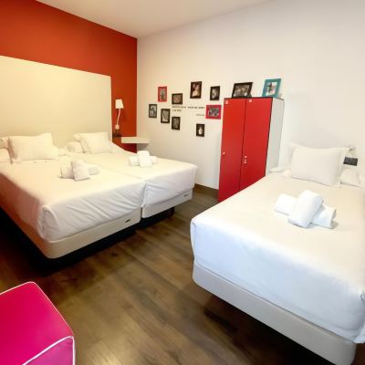 Triple Room with Shared Bathroom Ritual Alameda Sevilla Promo Code