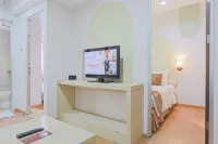 Hotel Gunawangsa Manyar Hotels in 