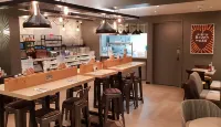 Premier Inn London Gatwick Airport South