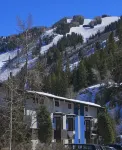St Moritz Lodge and Condominiums