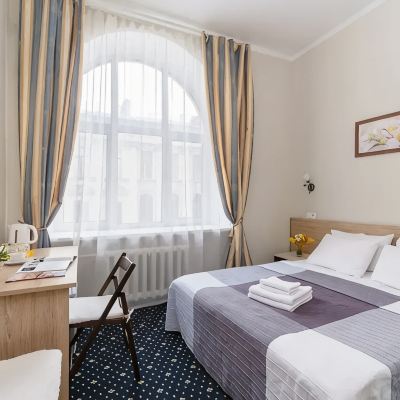 Standard Double Room (Full Double Bed) Alexander Hotel Promo Code