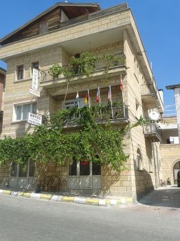 Gumus Hotel