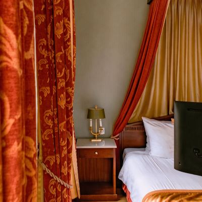 2 Single Beds Nsmk Stnd Gardvw Aircon Coftfa Grand Hotel Karel V Promo Code