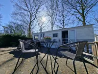 Cozy, mobile home Banjer at camping de Tien Heugten in Schoonloo のホテル