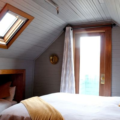 Standard Queen Room Shelburne Hotel Promo Code