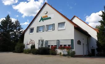 Ambiente Hotel Garni - Housity