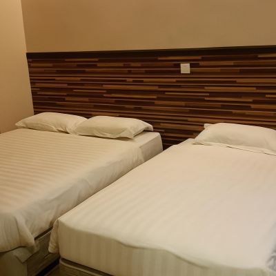 Bilik Keluarga Kupon Hotel Iskandar