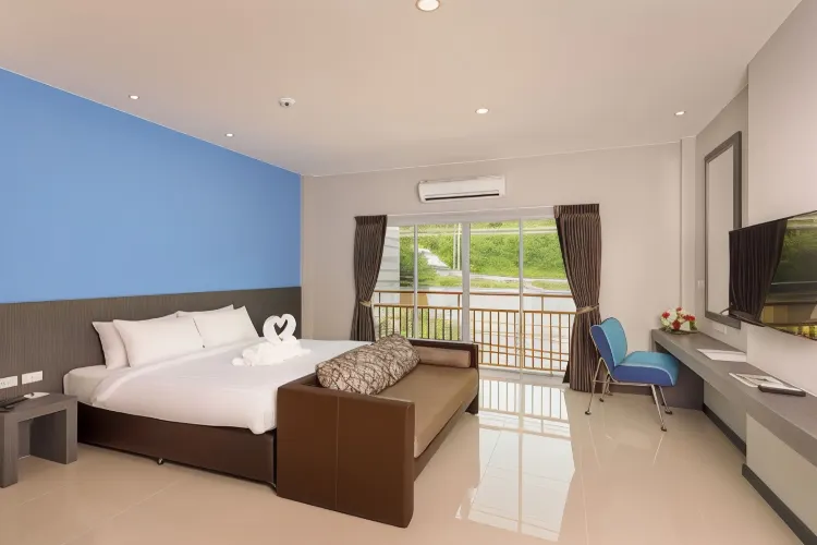ห้องพรีเมียร์ 3 ที่นอน