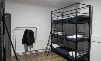 London Waterloo Hostel 16-40 Years in Dorms