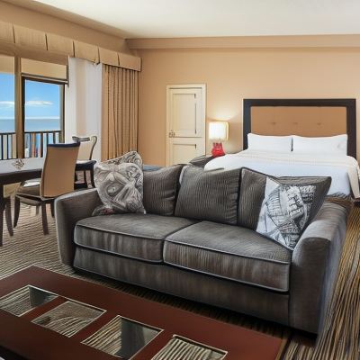 King Suite with Ocean View