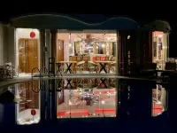Villa Manos Hotel