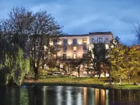 Best Western Plus Perth Parkside Inn  Spa Hotels in Lanark County