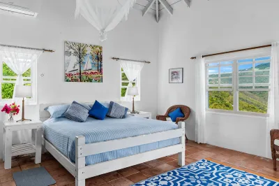 Makere Cottage - Spacious 1 Bed Villa, 20' Pool, Stunning Views, 5 Mins to Beach のホテル