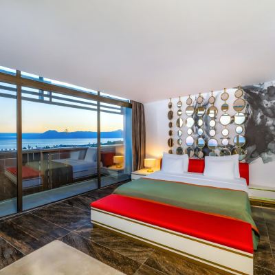 Deluxe Suite Nirvana Cosmopolitan Promo Code