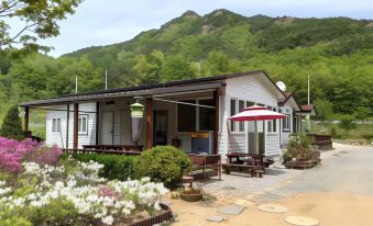 Sangju Munjangdae Healing House Pension