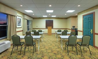Country Inn & Suites by Radisson, Bentonville South - Rogers, AR