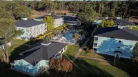 Howard Johnson by Wyndham Carilo Convention Center