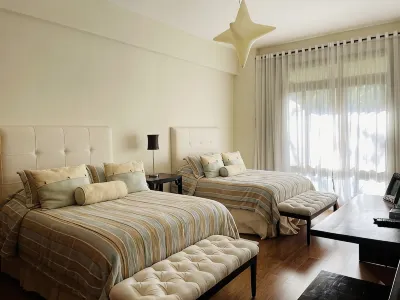 Amazing, Luxury condominium on the 18 hole of Dye Fore  Golf Course Các khách sạn ở 