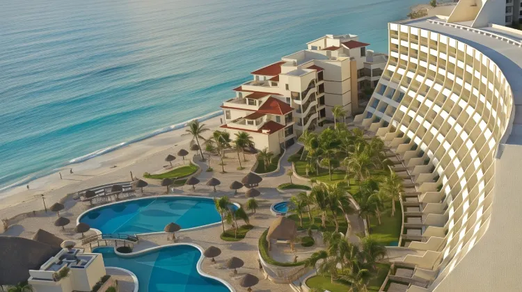 The Villas Cancun by Grand Park Royal - All Inclusive Exterior