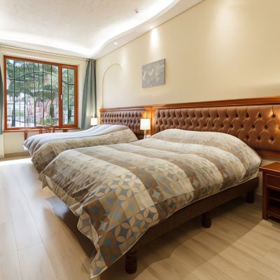 Deluxe Queen Room with Two Queen Beds